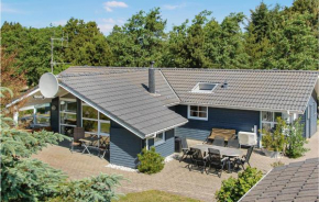 Beautiful Home In Blåvand With Sauna